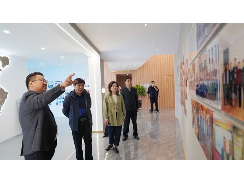 热列欢迎 || 新乡市科协党组书记、主席杜广润一行莅临完美体育注册_完美(中国)
考察调研