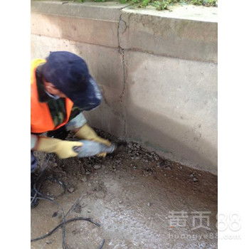 遵义市地下室堵漏服务 专业解决贵州地区渗漏问题