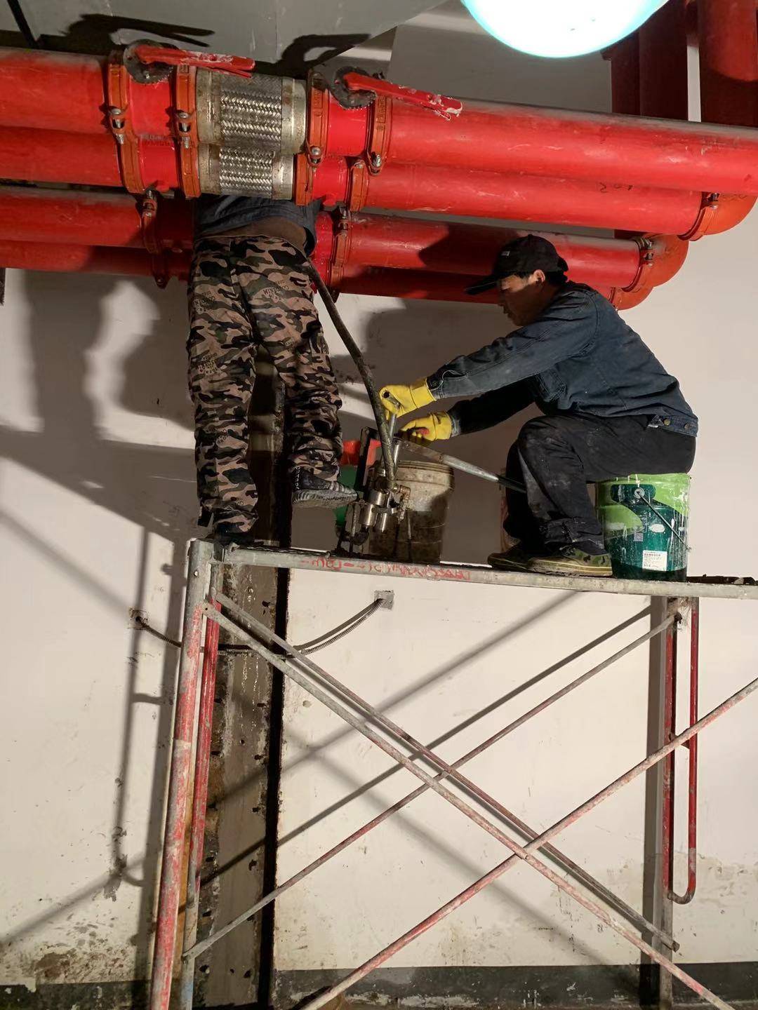 地下室人行通道沉降缝堵漏处理方法与注意事项